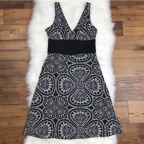 Patagonia Dresses & Skirts - Patagonia Margot floral print dress size small